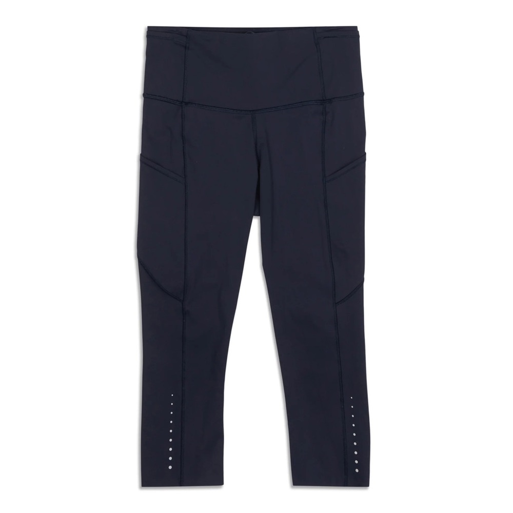 Lululemon Lululmeon fast & Free crop reflective leggings size 4